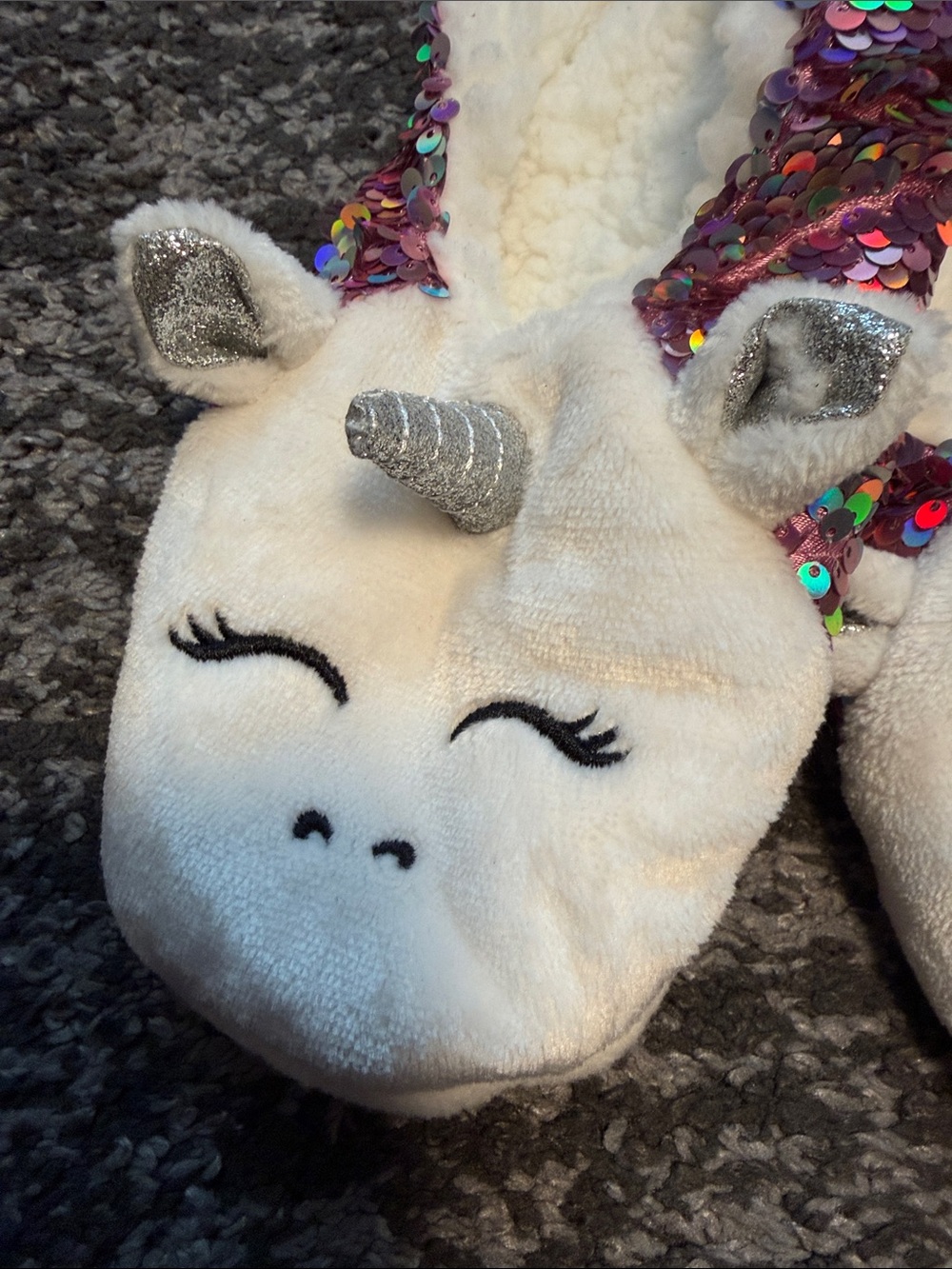 Unicorn slippers, white with iridescent purple sequins, size M/L NWT! - Picture 2 of 5